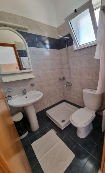 Apartament Red Rose Kámpos Zewnętrze zdjęcie
