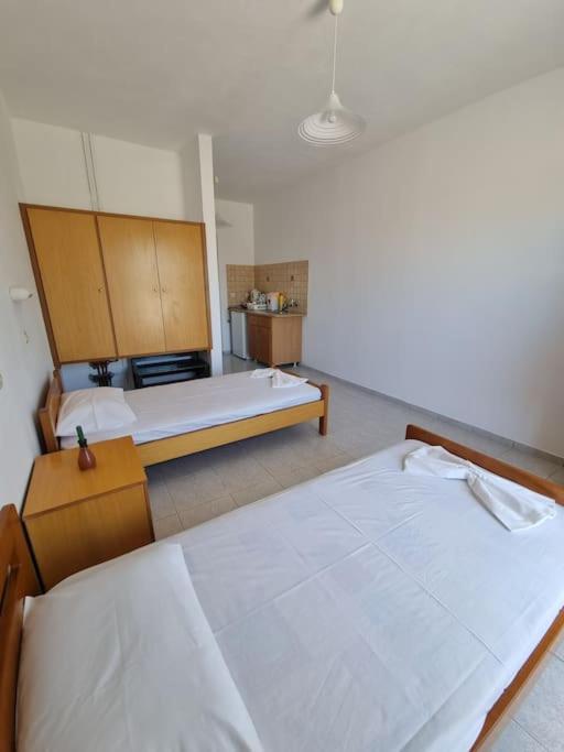 Apartament Red Rose Kámpos Zewnętrze zdjęcie