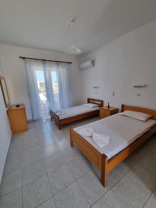 Apartament Red Rose Kámpos Zewnętrze zdjęcie