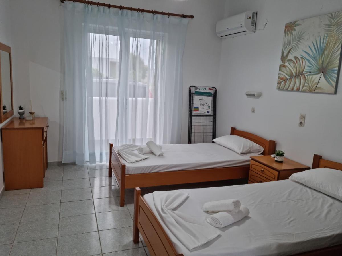 Apartament Red Rose Kámpos Zewnętrze zdjęcie